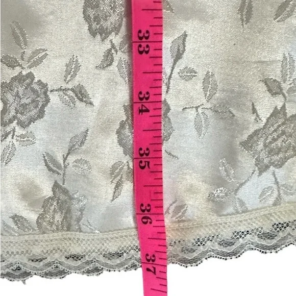 Intimate Moods Vintage Damask Satin Button Robe/Nightgown. Ivory- Size Medium. - Picture 6 of 7